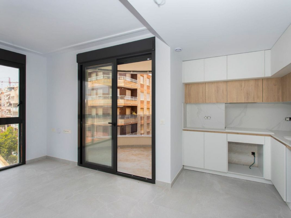 2-bedroom Apartment In Torrevieja, Spain (88 M²)