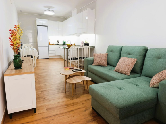 2-bedroom Apartment In Torrevieja, Spain (201 M²)