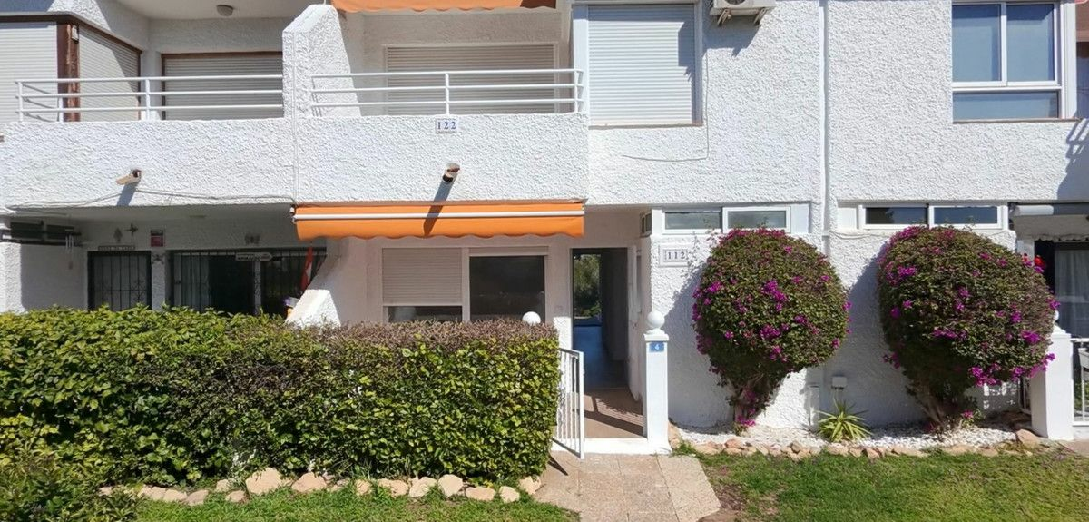 2-bedroom Apartment In Orihuela Costa, Spain (86 M²)