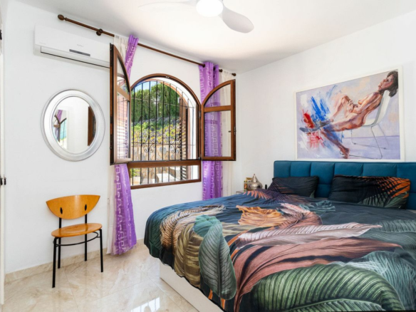 4-bedroom Villa In Orihuela Costa, Spain (150 M²)