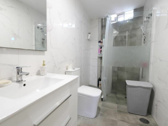 3-bedroom Apartment In Torrevieja, Spain (113 M²)