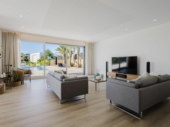 5-bedroom Villa In Orihuela, Spain (546 M²)