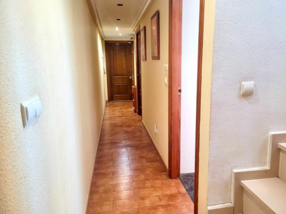 3-bedroom Apartment In Guardamar Del Segura, Spain (108 M²)