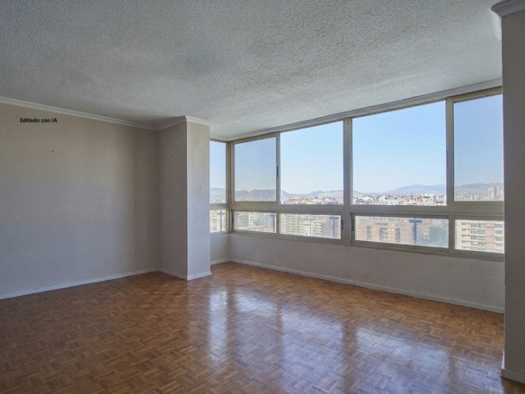 4-bedroom Apartment In Alicante, Spain (170 M²)