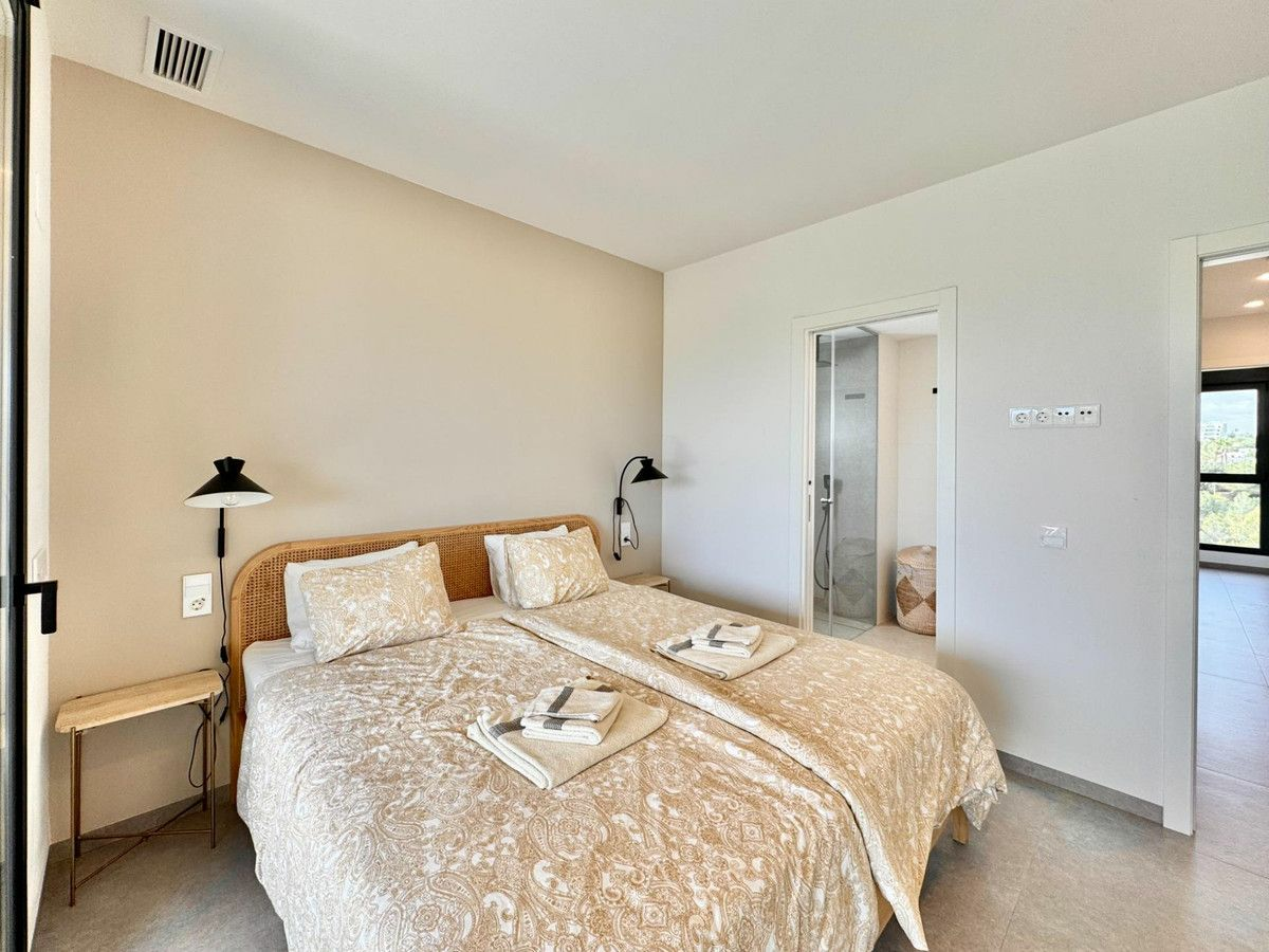 2-bedroom Apartment In San Miguel De Salinas, Spain (88 M²)
