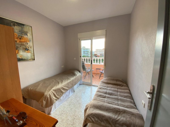 3-bedroom Apartment In Daya Nueva, Spain (90 M²)