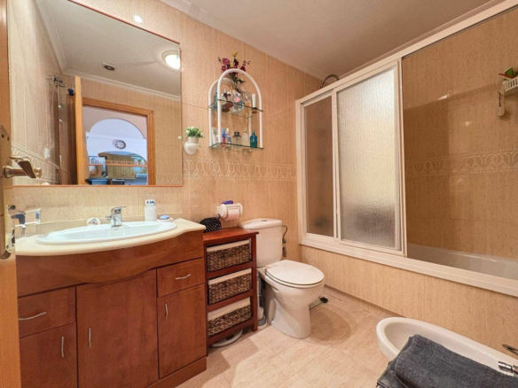 2-bedroom Apartment In Gran Alacant, Spain (77 M²)