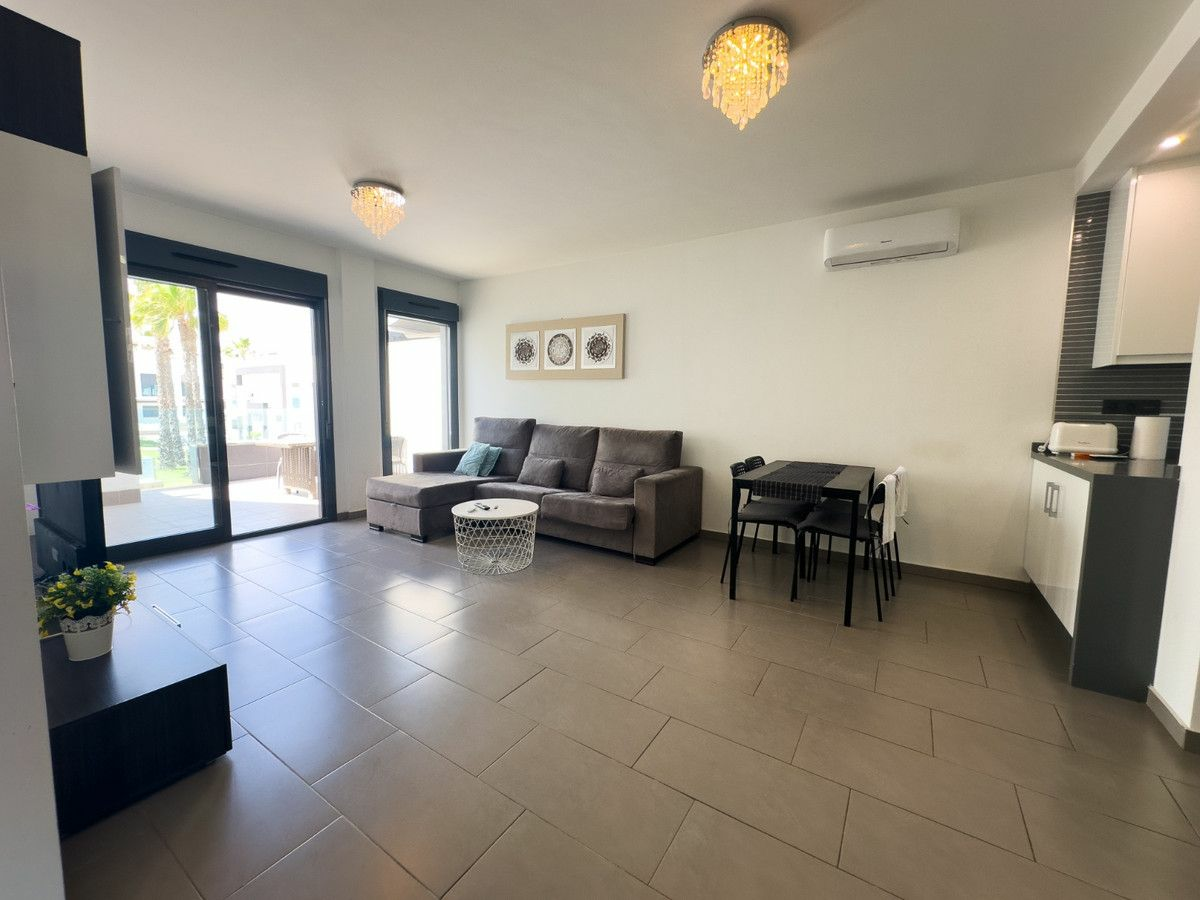 2-bedroom Villa In Orihuela Costa, Spain (67 M²)