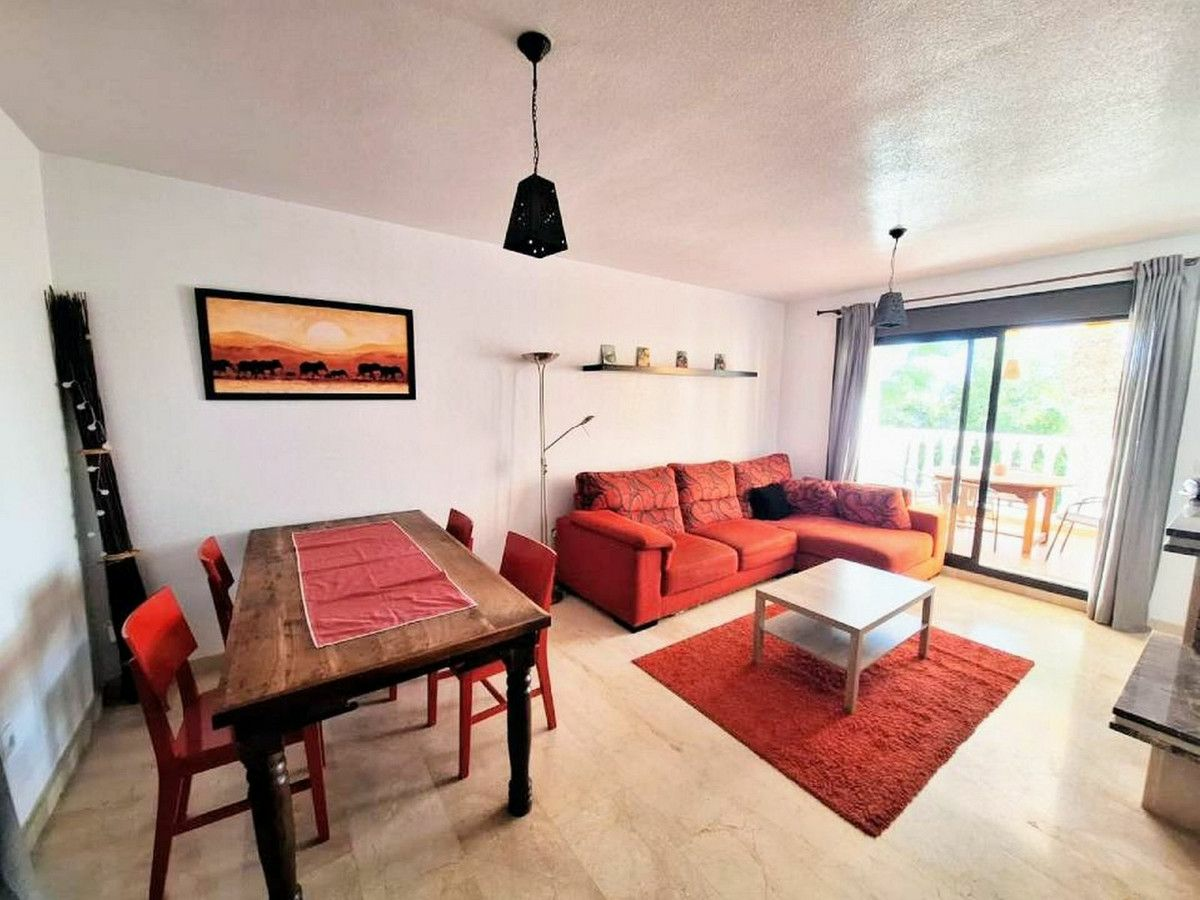 3-bedroom Apartment In Orihuela Costa, Spain (97 M²)
