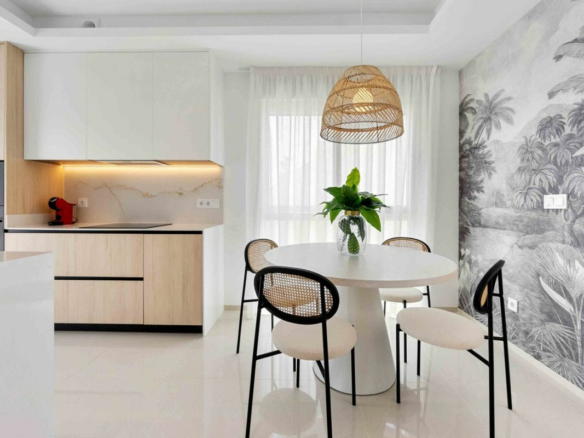 Apartment In Rojales