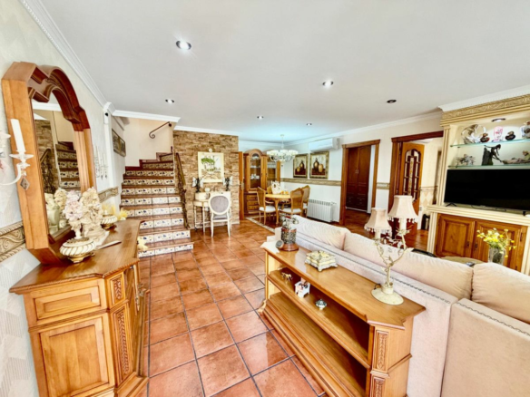 4-bedroom Villa In Orihuela Costa, Spain (189 M²)