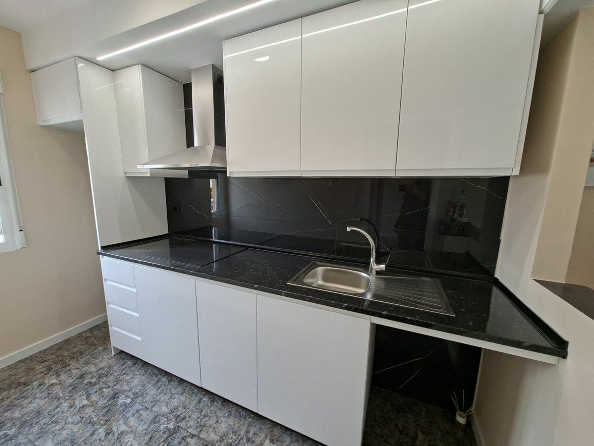 2-bedroom Villa In Orihuela Costa, Spain (52 M²)