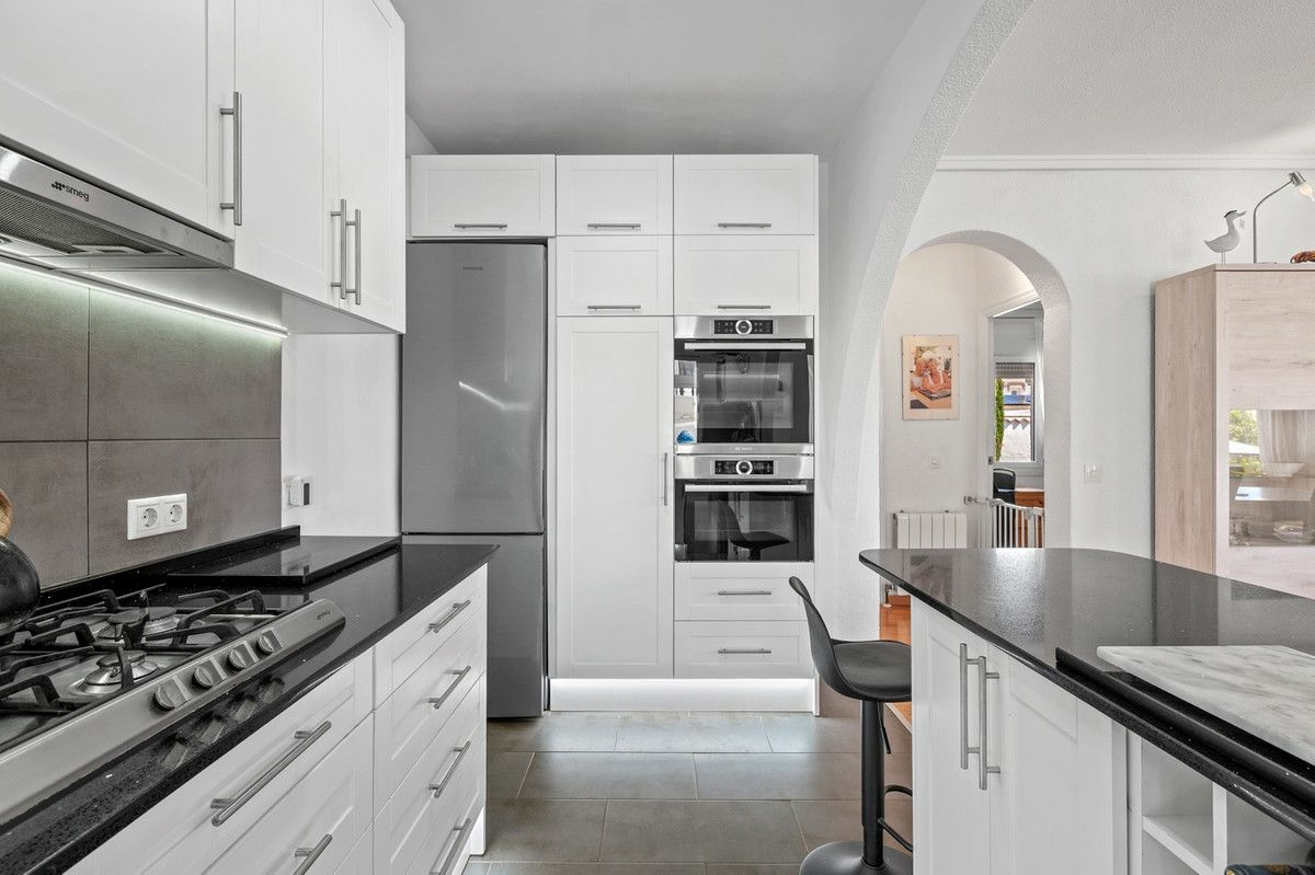 3-bedroom Villa In Rojales, Spain (104 M²)
