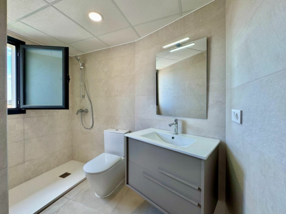 Apartment In Alicante