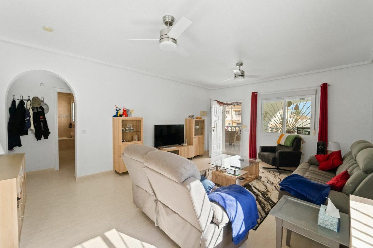 2-bedroom Villa In Benijofar, Spain (108 M²)