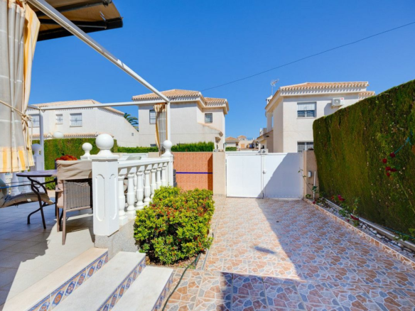 3-bedroom Villa In Orihuela Costa, Spain (125 M²)