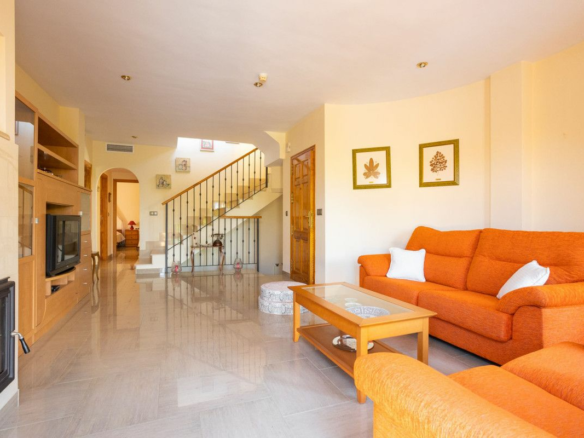 3-bedroom Villa In Cartagena, Spain (138 M²)