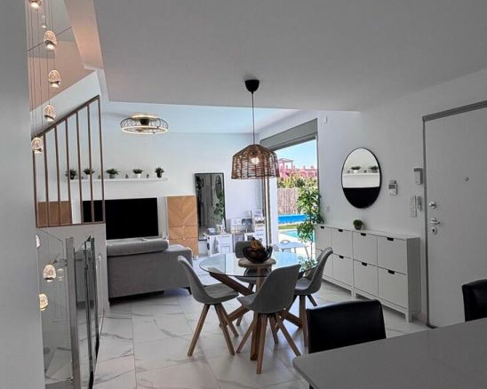 5-bedroom Villa In Orihuela Costa, Spain (148 M²)