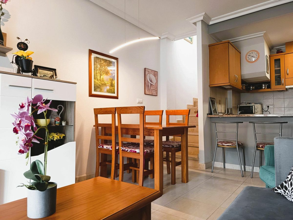 2-bedroom Apartment In Orihuela Costa, Spain (70 M²)