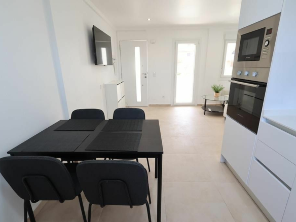 2-bedroom Villa In Orihuela Costa, Spain (57 M²)