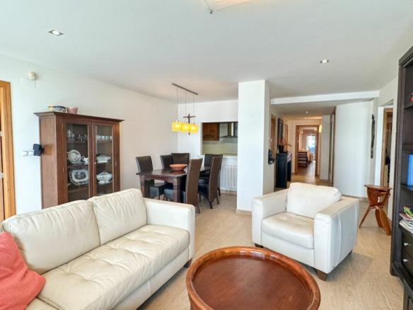 4-bedroom Apartment In Torrevieja, Spain (180 M²)