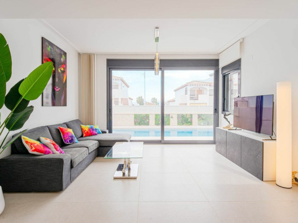 4-bedroom Villa In Orihuela Costa, Spain (203 M²)