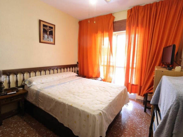 3-bedroom Apartment In Torrevieja, Spain (85 M²)