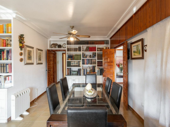 6-bedroom Villa In Orihuela Costa, Spain (204 M²)