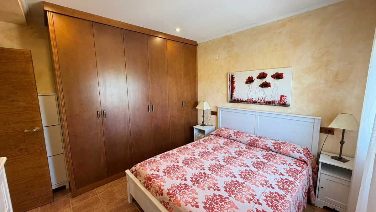 5-bedroom Villa In Orihuela, Spain (201 M²)