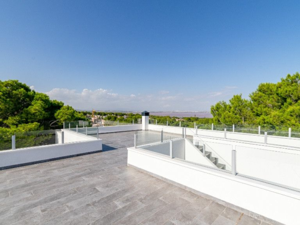 6-bedroom Villa In Orihuela Costa, Spain (286 M²)