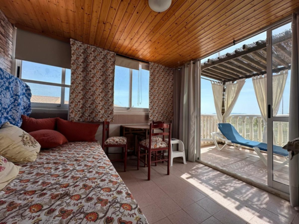 3-bedroom House In Los Alcázares, Spain (99 M²)