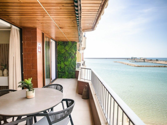 3-bedroom Apartment In Torrevieja, Spain (110 M²)