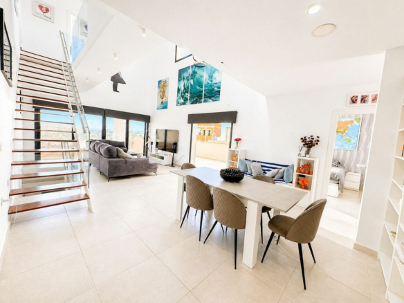 4-bedroom Villa In Benijofar, Spain (319 M²)