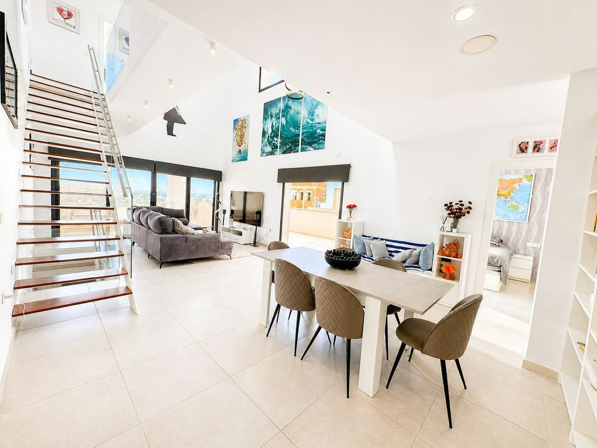 4-bedroom Villa In Benijofar, Spain (319 M²)