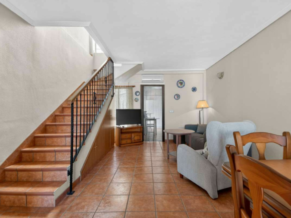5-bedroom Villa In Santiago De La Ribera, Spain (256 M²)