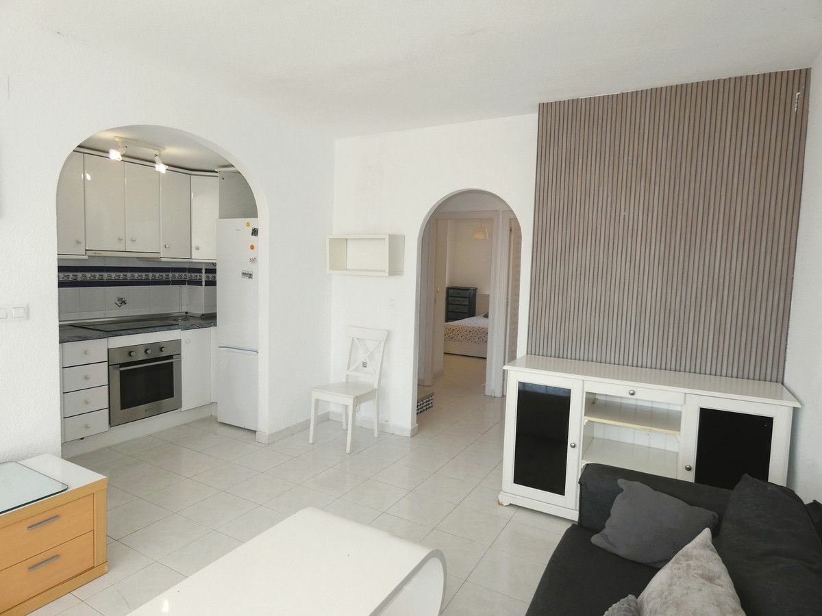 3-bedroom Apartment In Torrevieja, Spain (97 M²)