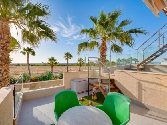 Villa In Rojales
