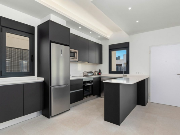 3-bedroom Villa In La Marina, Spain (226 M²)