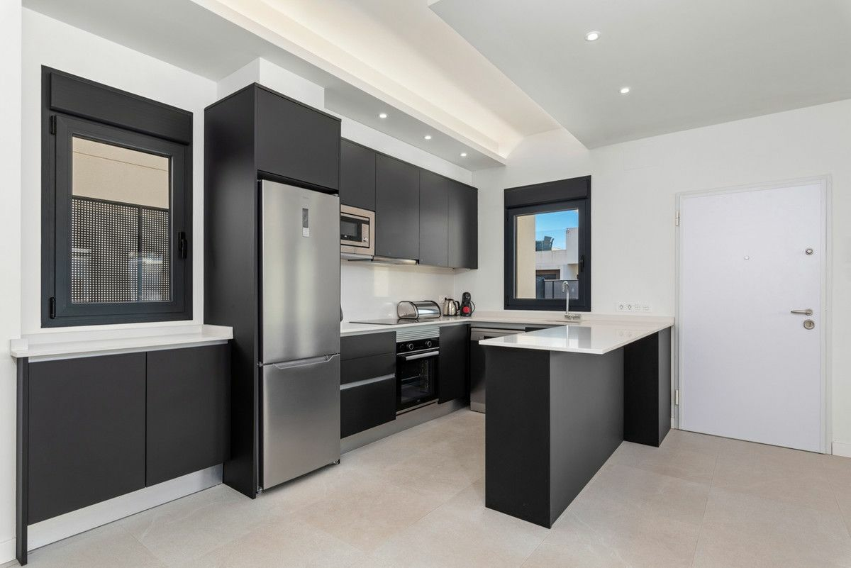 3-bedroom Villa In La Marina, Spain (226 M²)