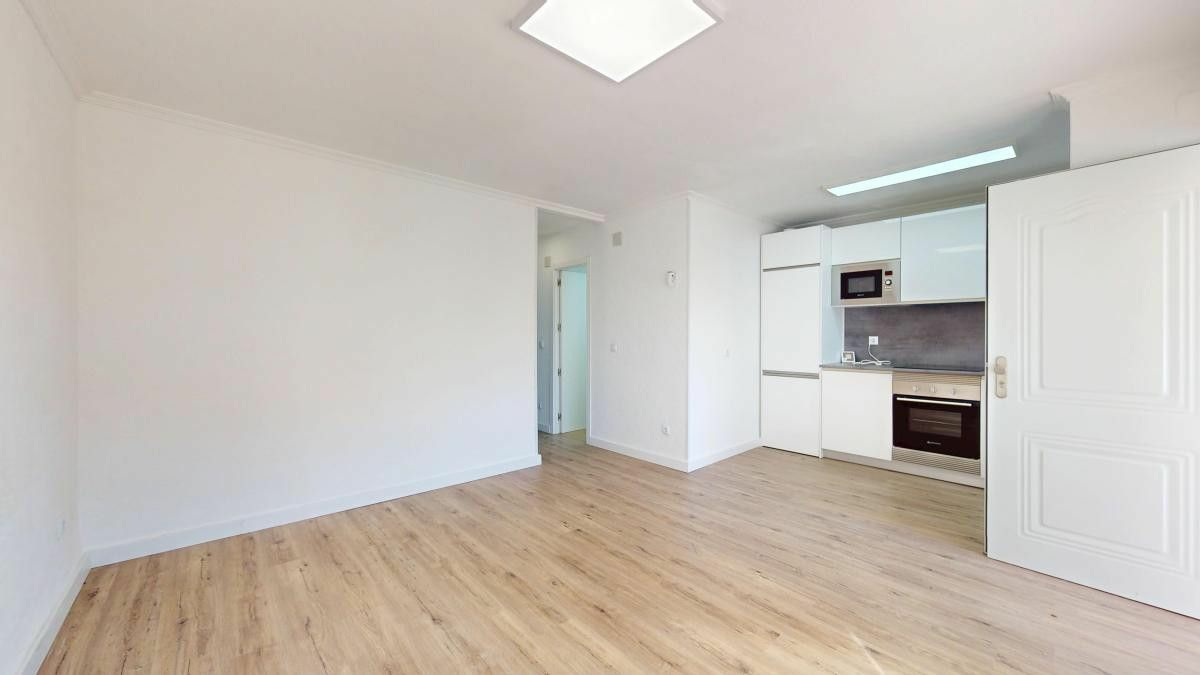 2-bedroom Apartment In Orihuela Costa, Spain (80 M²)