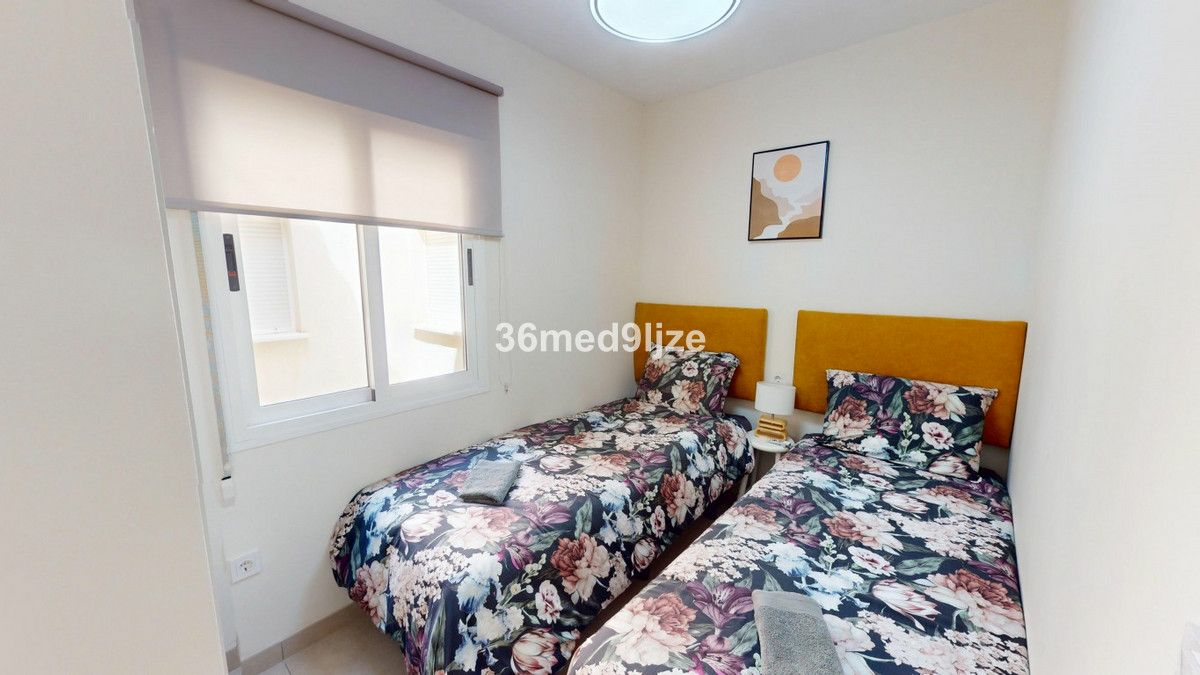 Apartment In Los Alcázares