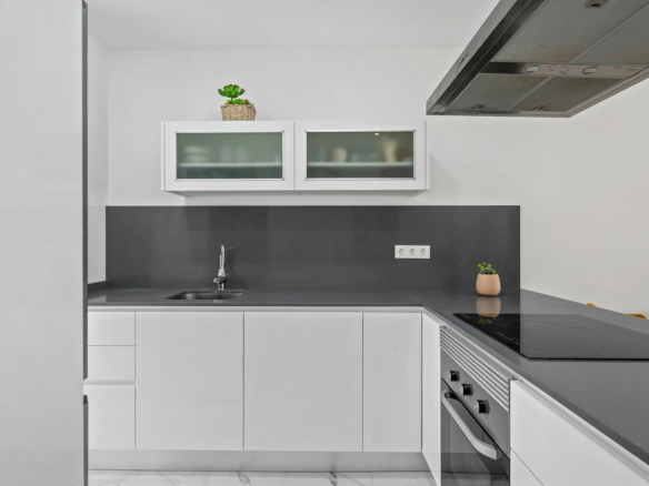 3-bedroom Villa In Torrevieja, Spain (105 M²)