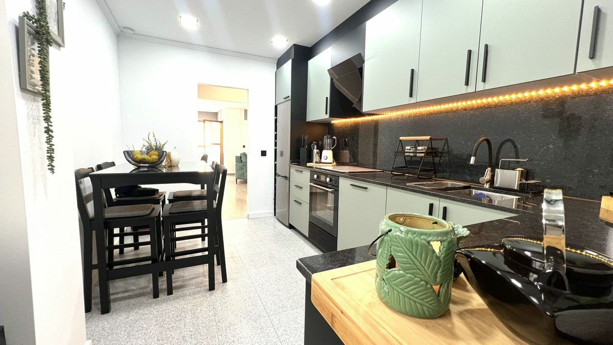 3-bedroom Apartment In Orihuela, Spain (130 M²)