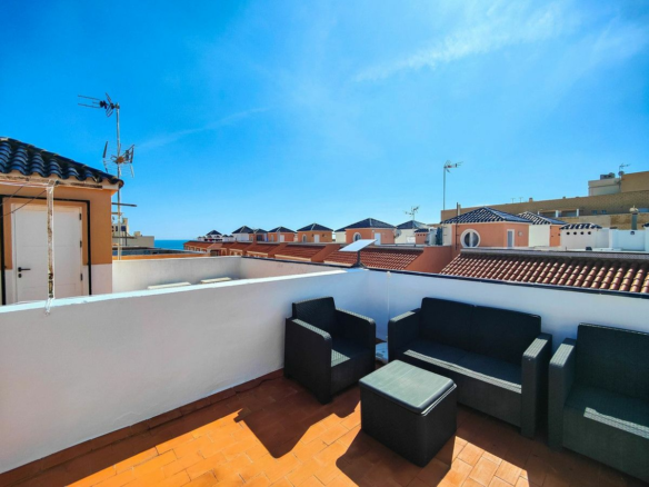 2-bedroom Apartment In Torrevieja, Spain (80 M²)