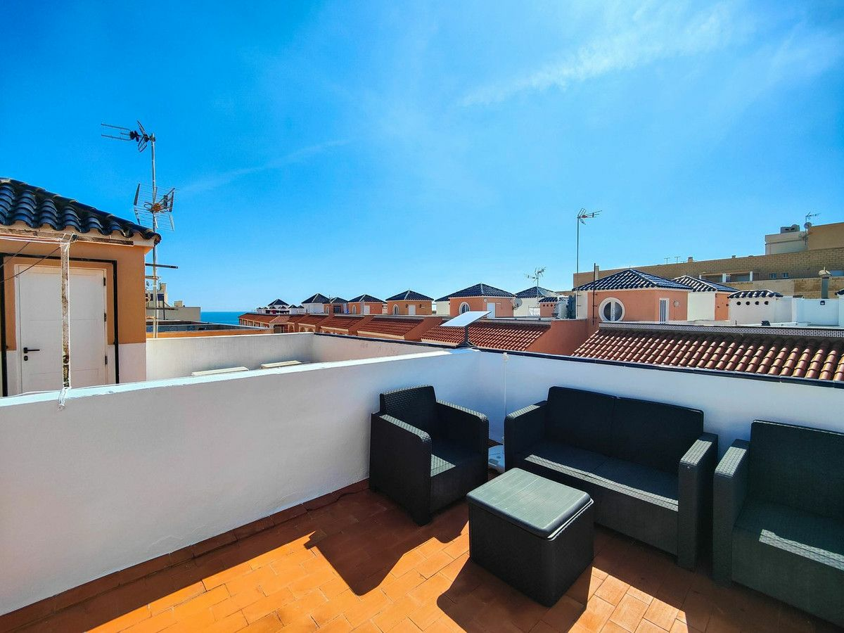 2-bedroom Apartment In Torrevieja, Spain (80 M²)