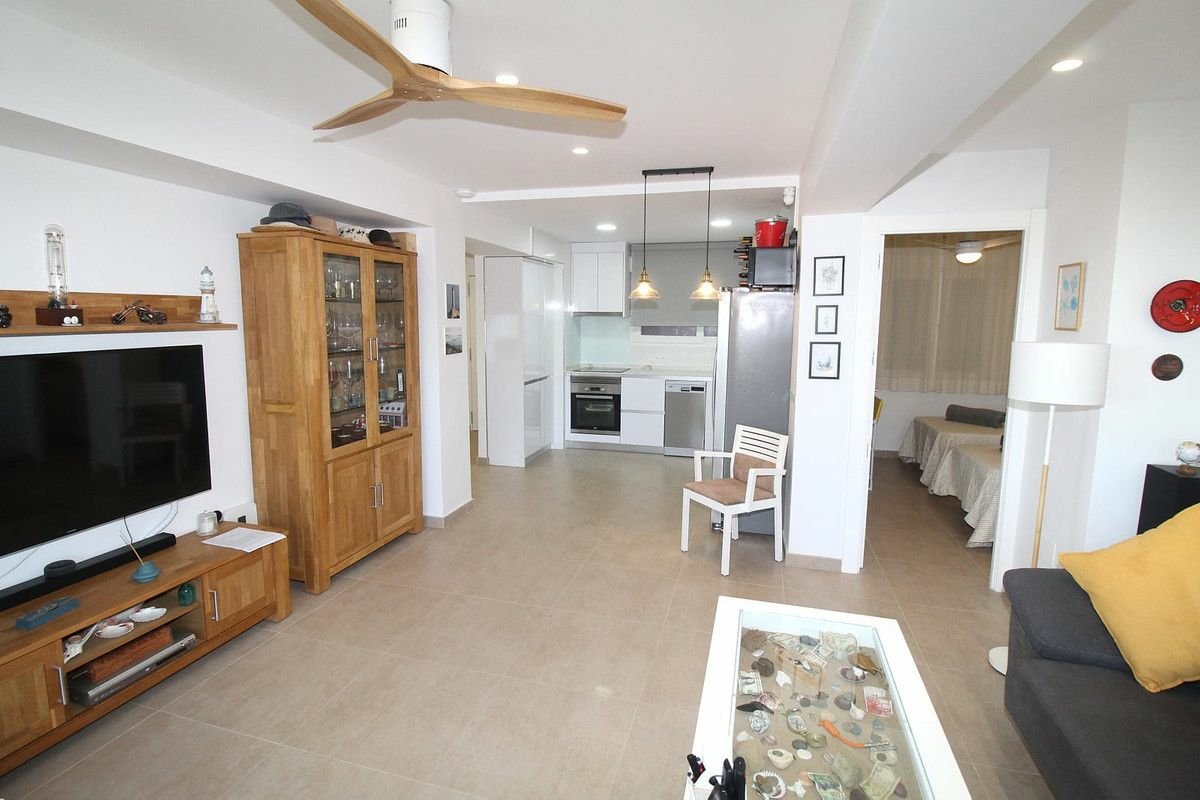 2-bedroom Apartment In Orihuela Costa, Spain (89 M²)