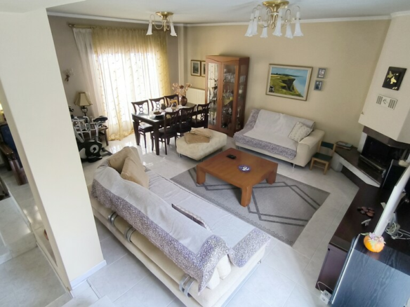 3-bedroom Maisonette In Paralia, Greece (144 M²)