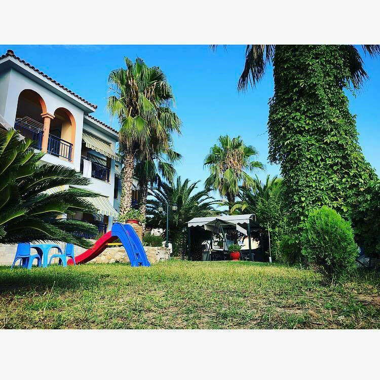 Hotel In Sithonia, Greece (500 M²)