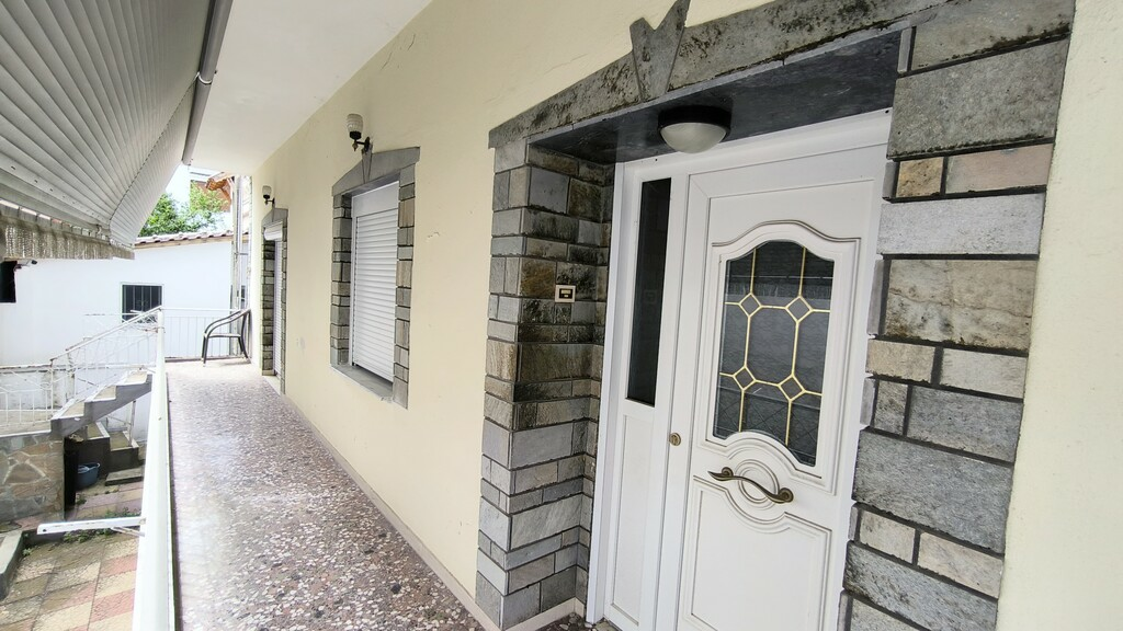 2-bedroom Flat In Easts Olimpos, Greece (80 M²)