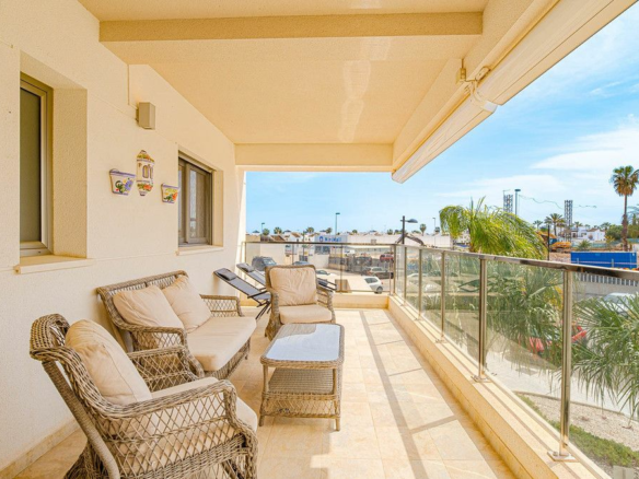 2-bedroom Apartment In Orihuela Costa, Spain (91 M²)